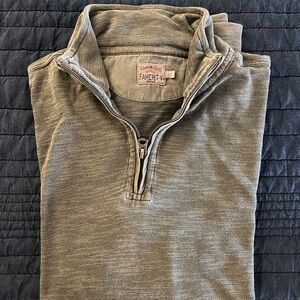 Faherty Olive Quarter-Zip Pullover size Medium